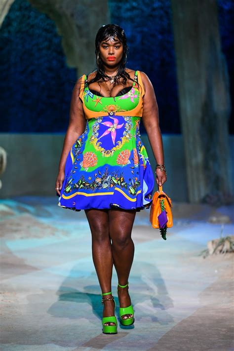 versace supermodel|best curve model 2021.